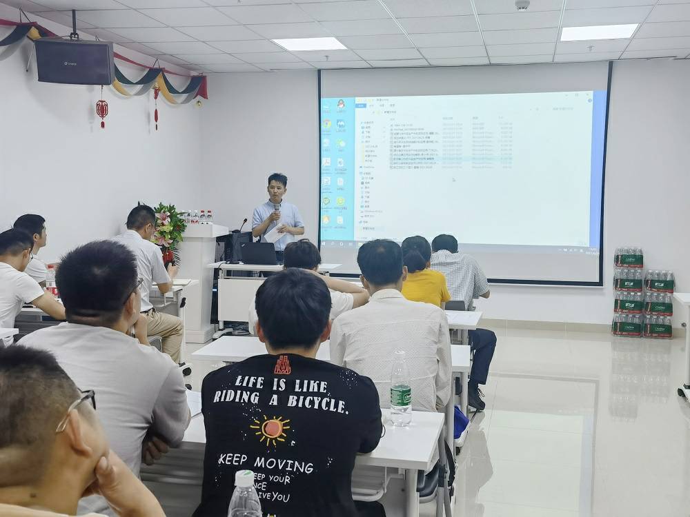 乐鱼网页版登录入口-乐鱼(中国)药业技术交流会 (3) - 副本.jpg